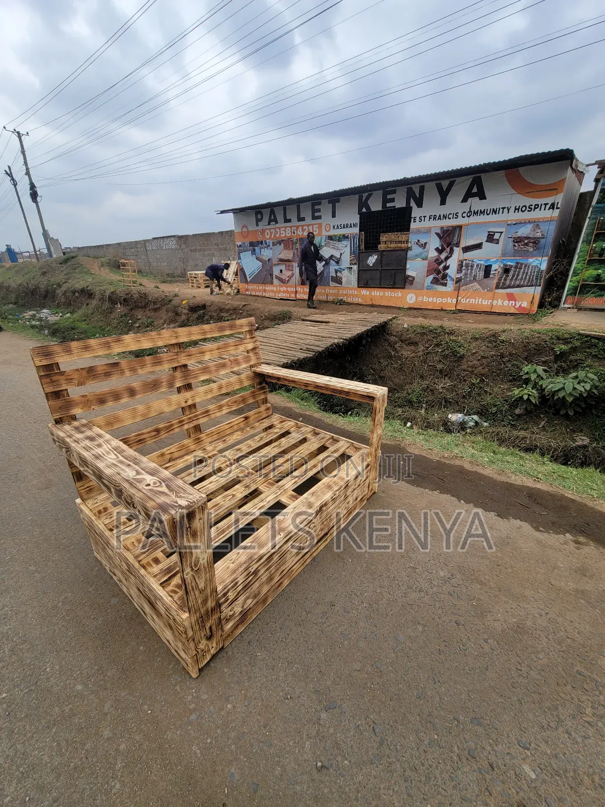 Two Seater Pallets