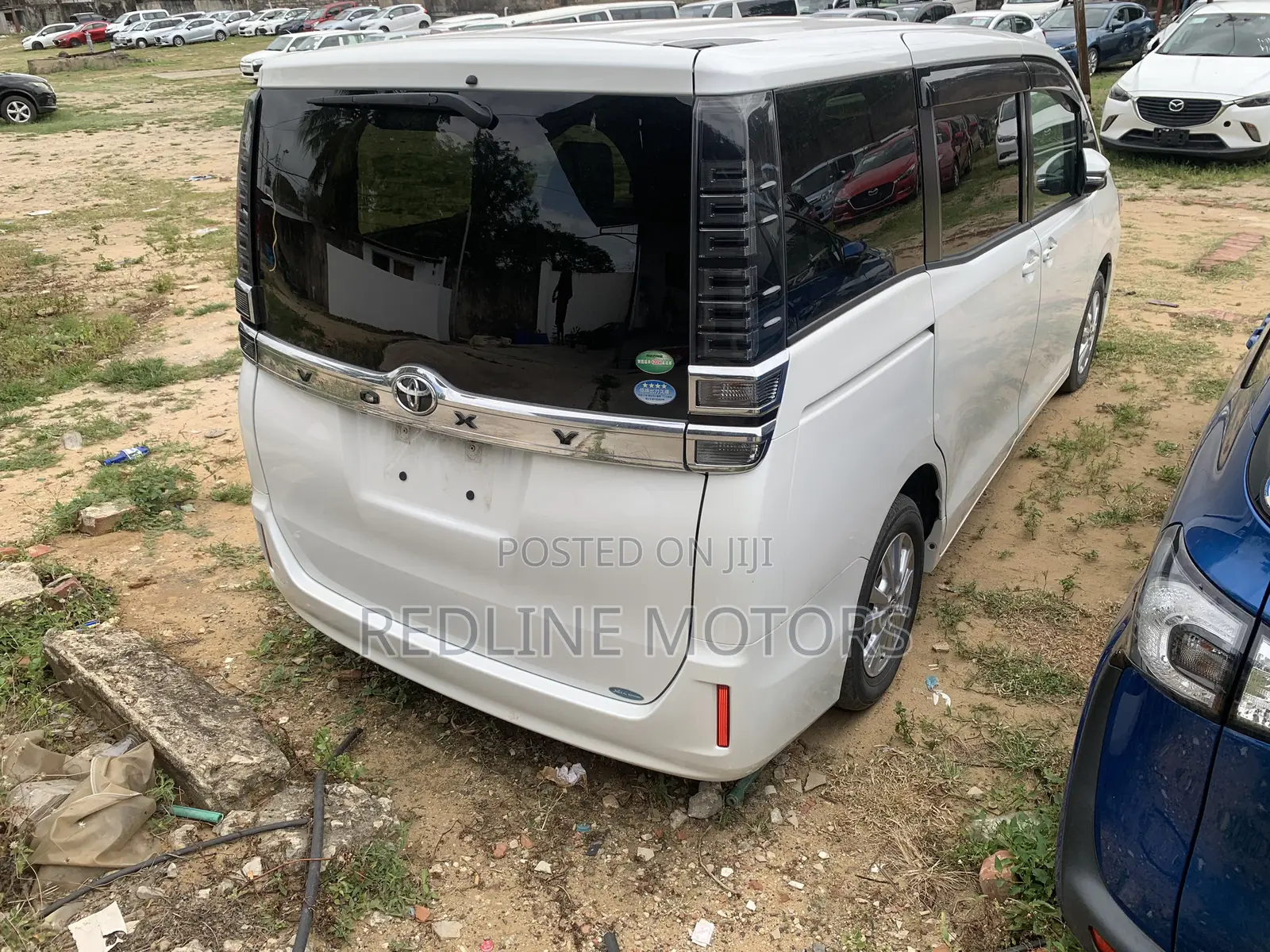 Toyota Voxy 2018 White