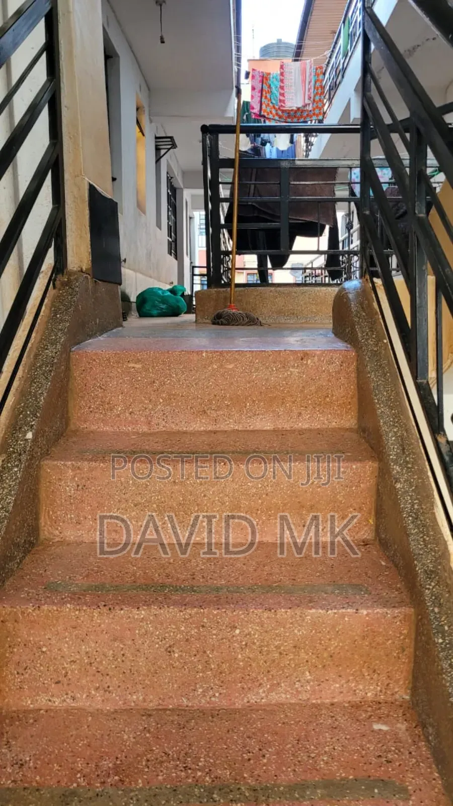 20bdrm Apartment in Ruaka Town for sale
