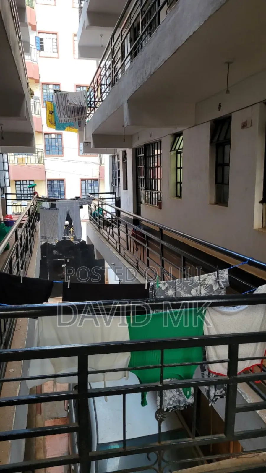 20bdrm Apartment in Ruaka Town for sale