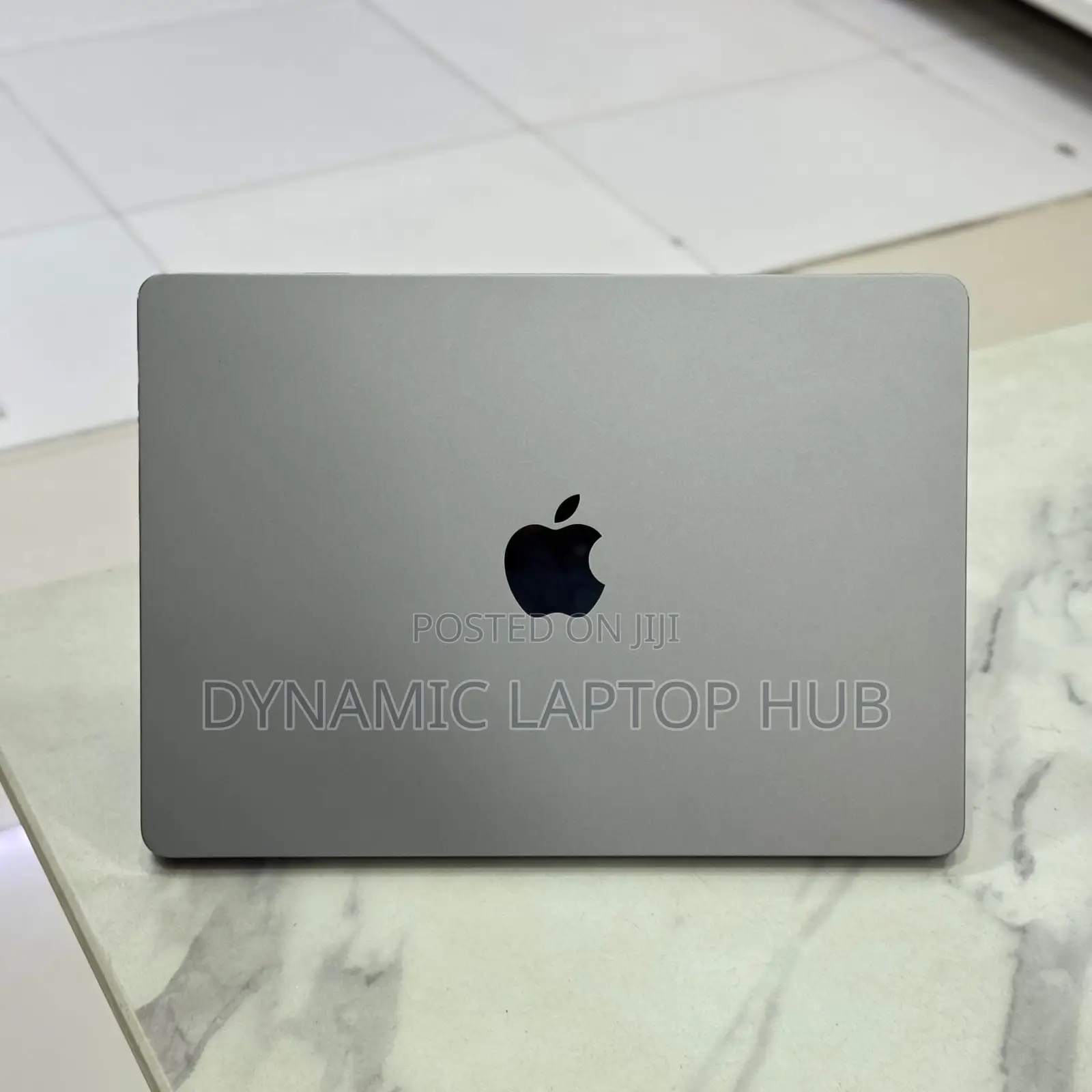 Laptop Apple MacBook Air 2024 M3 13-Inch 8GB Apple M3 SSD 256GB