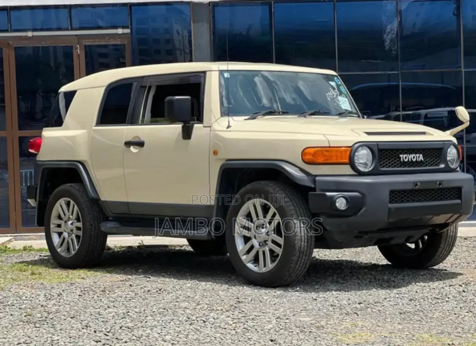 Toyota FJ Cruiser 2019 Beige
