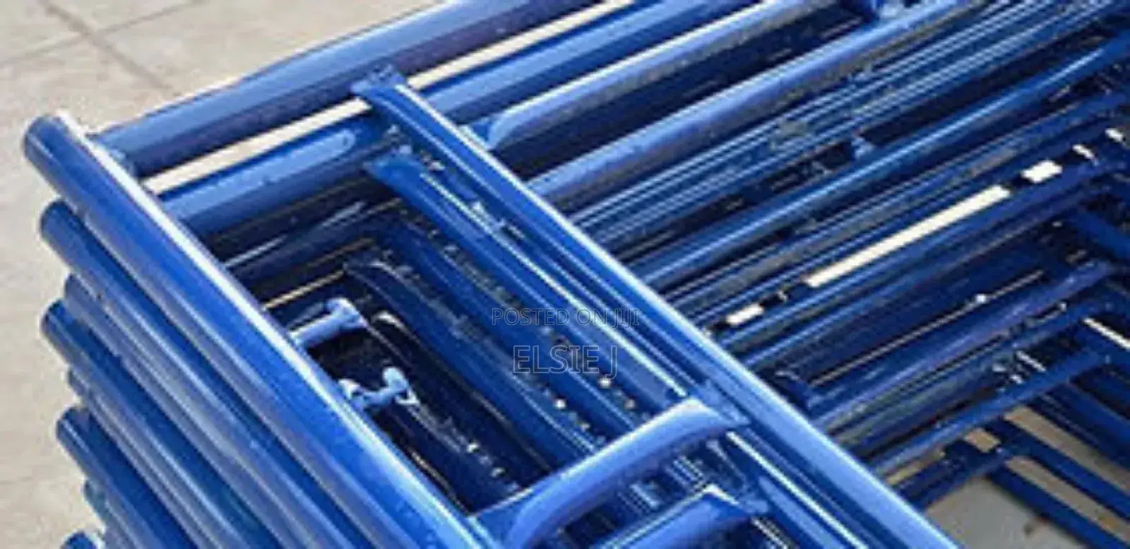 Multipurpose Scaffolding Ladder With Safety Rails