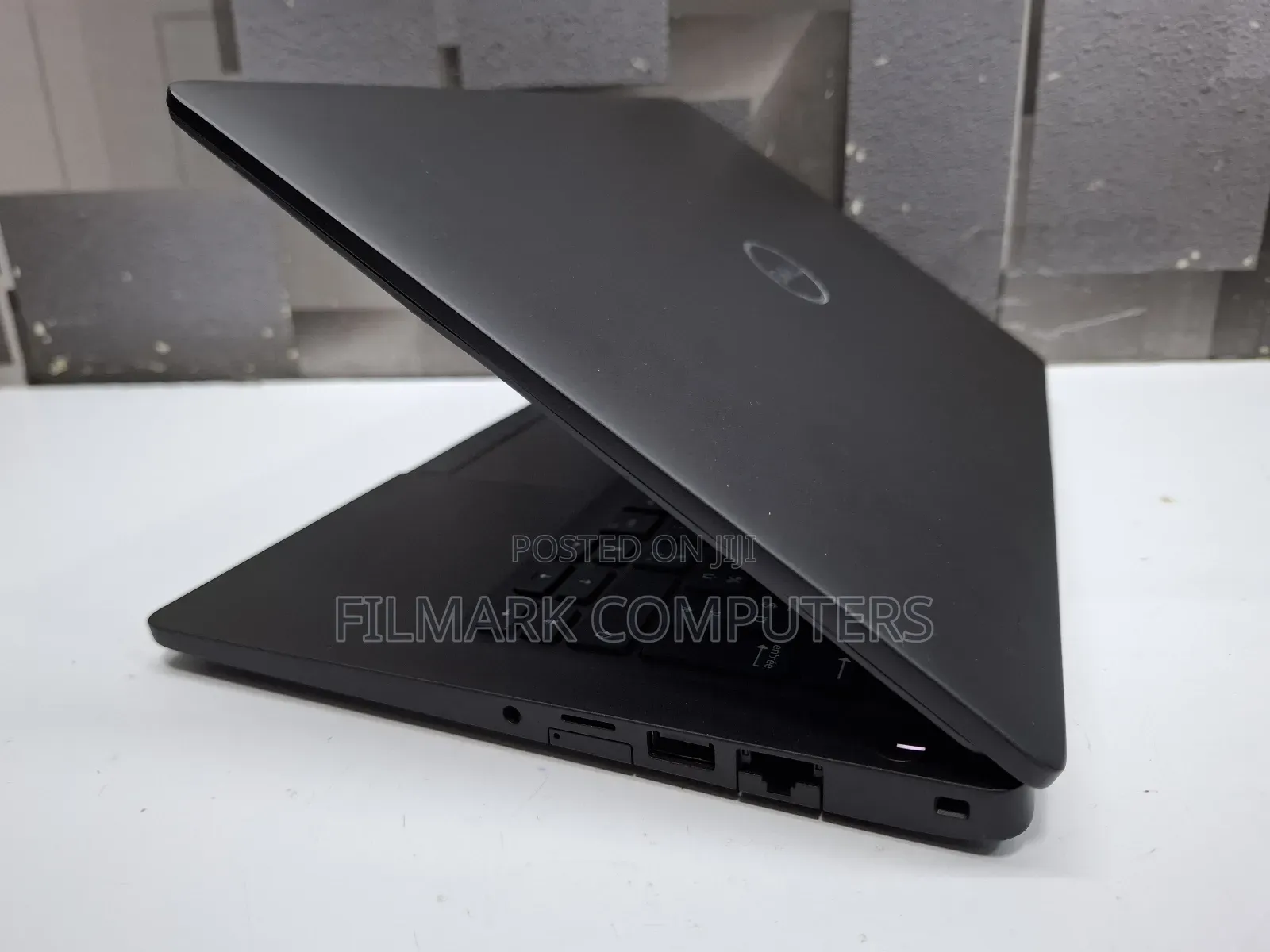 Laptop Dell Latitude 5300 8GB Intel Core i5 SSD 256GB