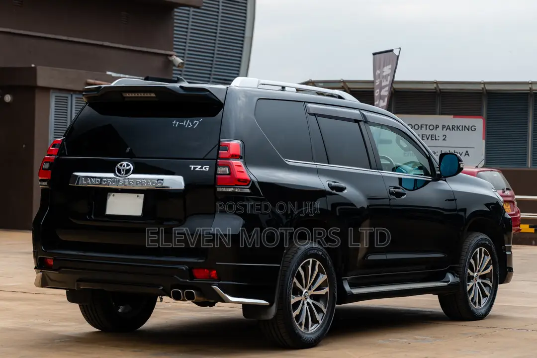Toyota Land Cruiser Prado 2.8 2018 Black