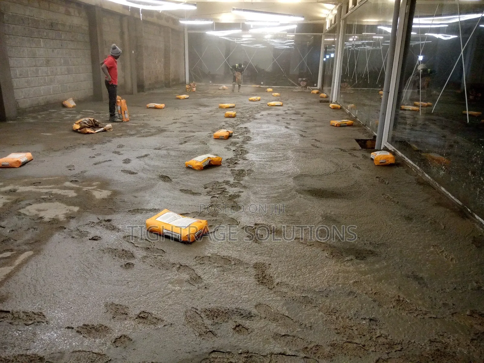 Power Floating Services/Floor Hardeners – Strong,Smooth,Durable Floors