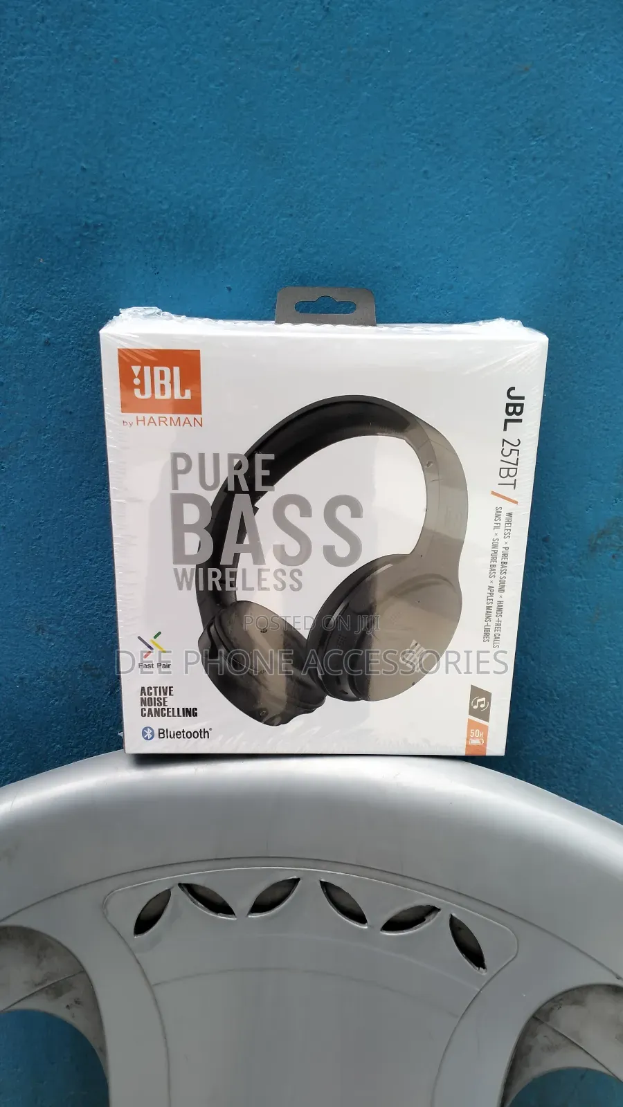 Pure Bass Wireless JBL 257 Bt
