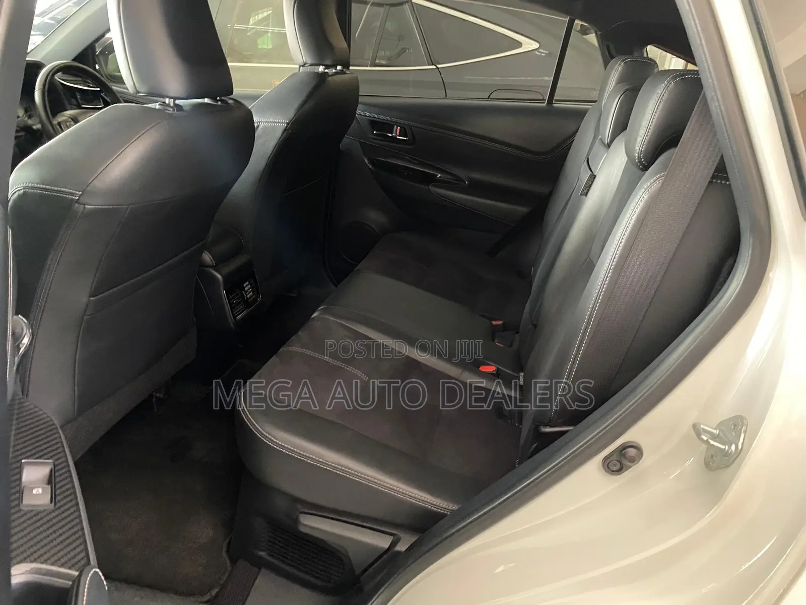 Toyota Harrier 2018 White