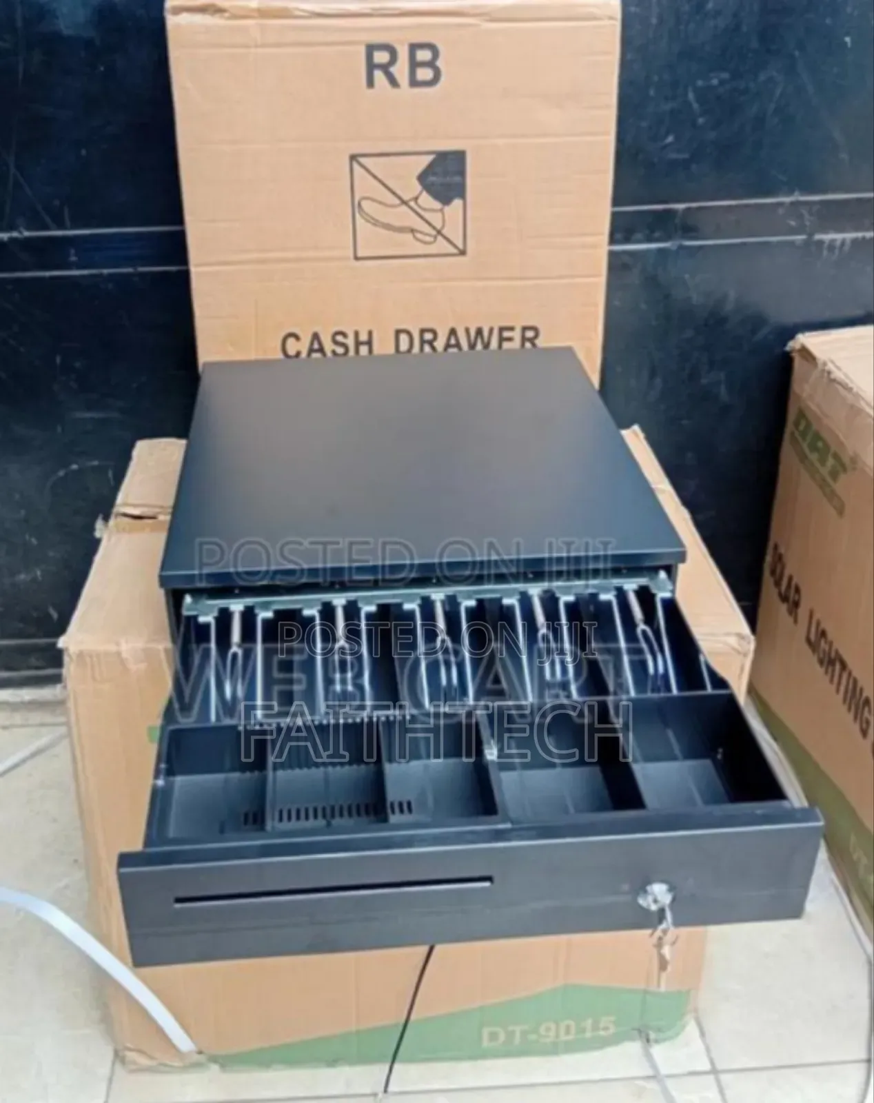 *Automatic Monies  5 Slot Cashdrawer