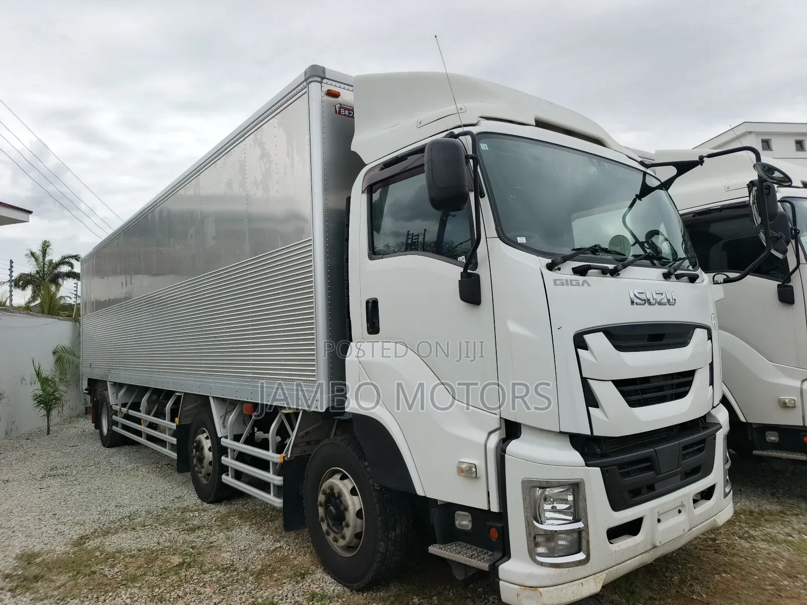 Isuzu Giga