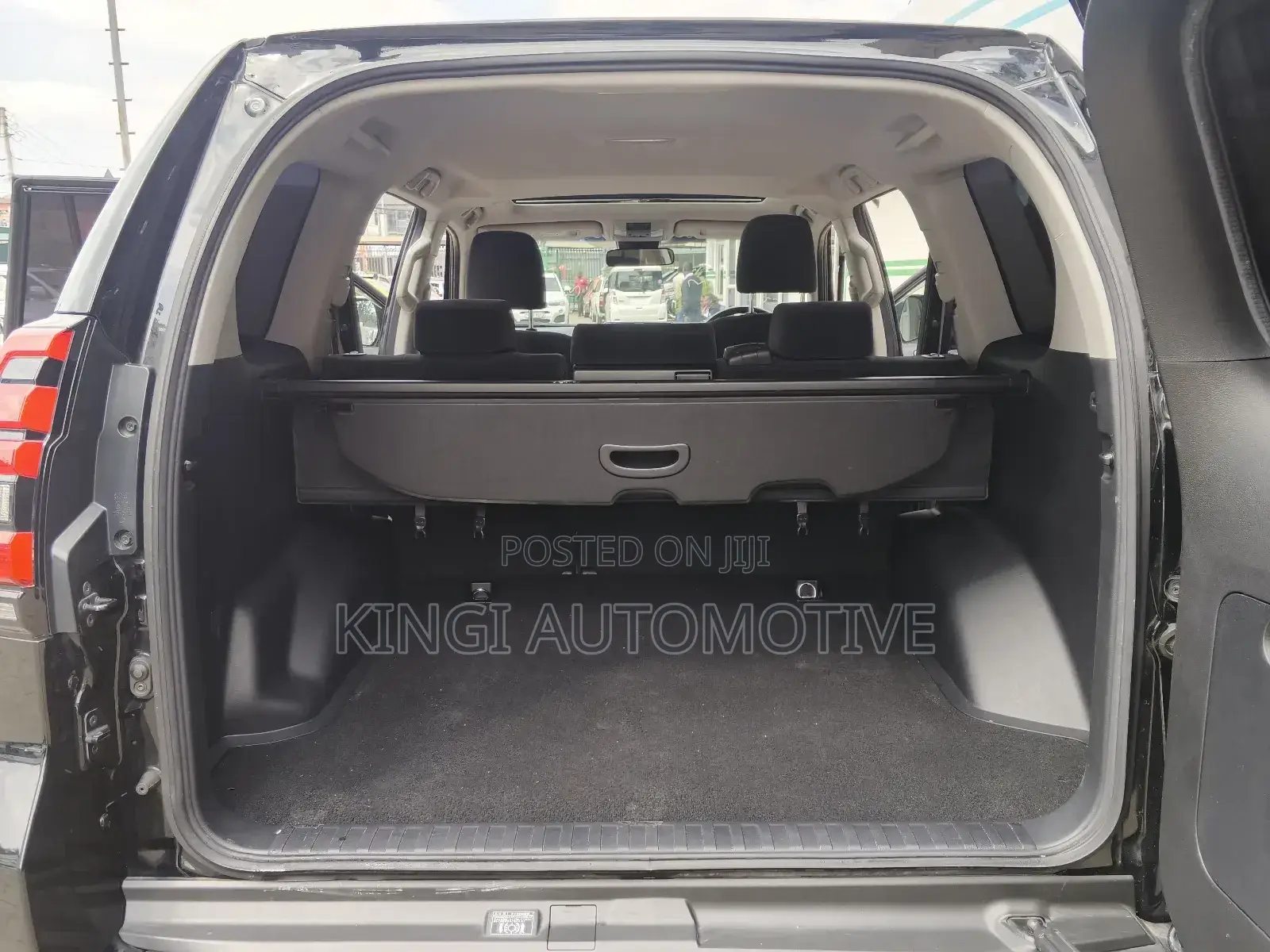 Toyota Land Cruiser Prado 2.7 2018 Black