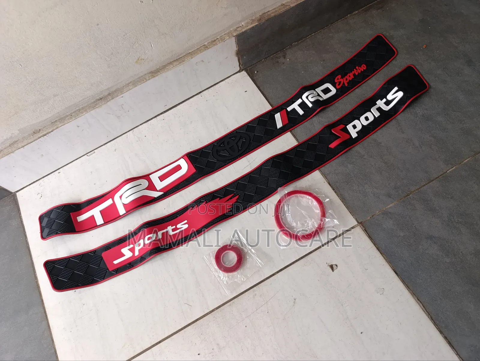 Car Rear Boot Edge Protector Universal Rubber Design