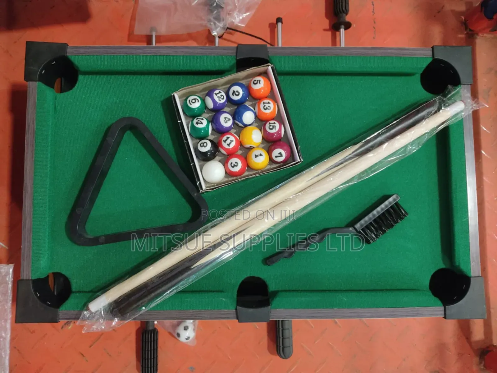 5 in 1 Top Game W/Mini Pool Table,Table Tennis,Chess,Fball Backgammon