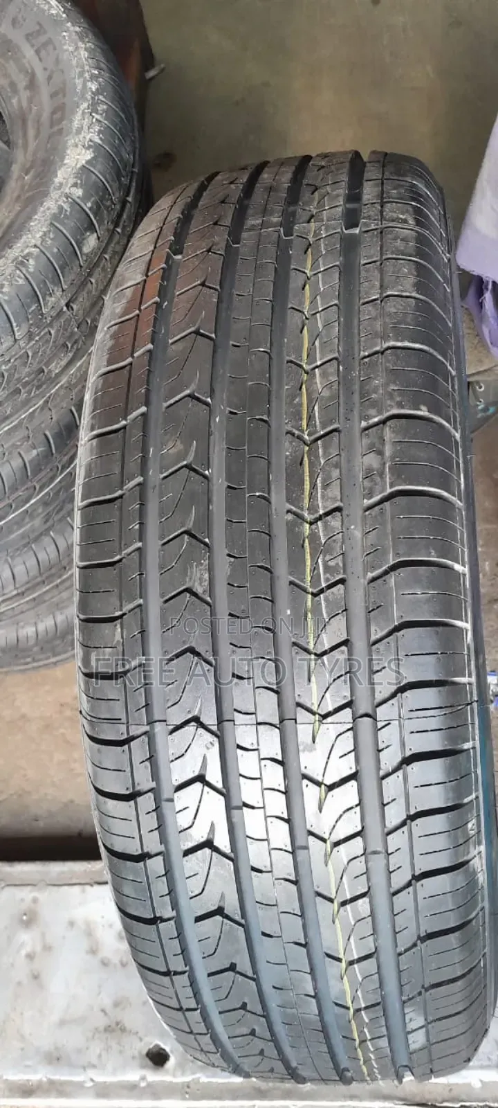 235/65r18 Centara