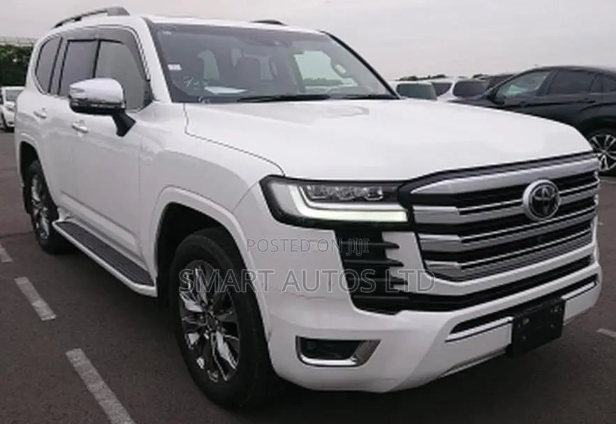 Toyota Land Cruiser 3.3 Diesel 4WD 2021 White