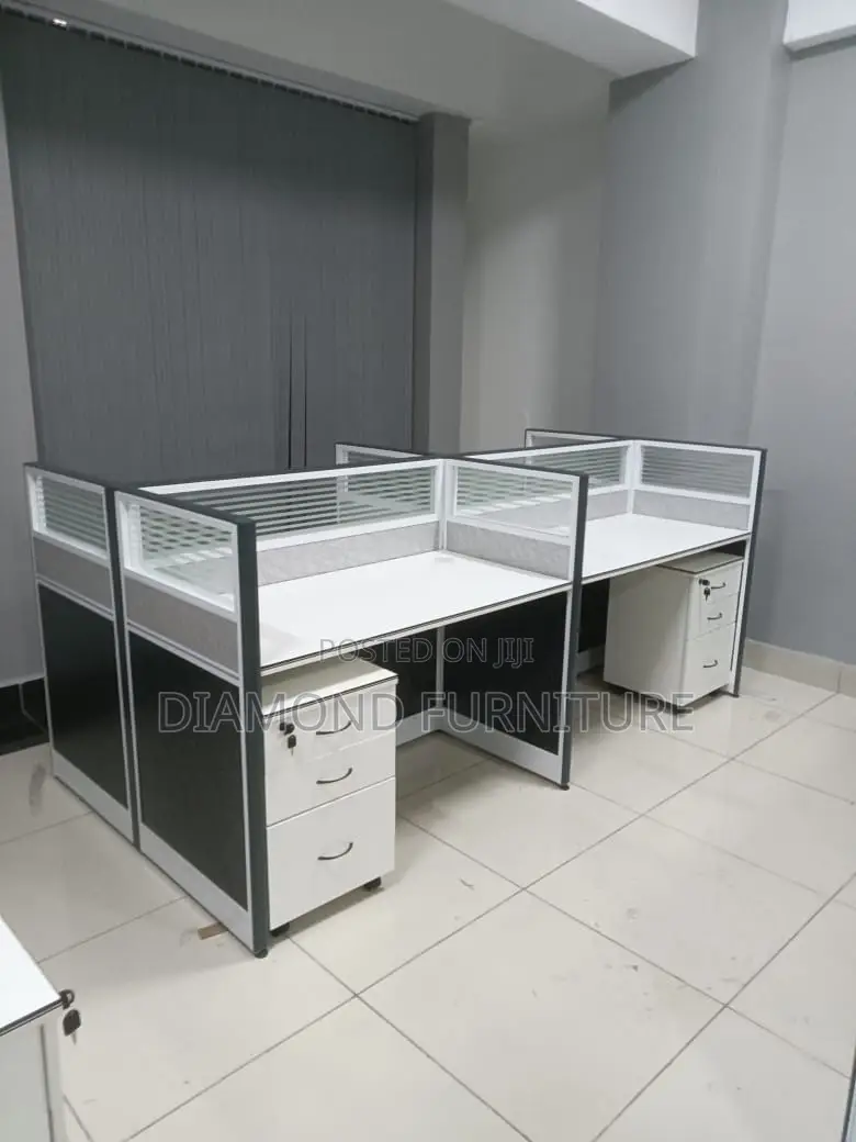 Office Furniture; Mobile 4-Way Workstation With Modular Design