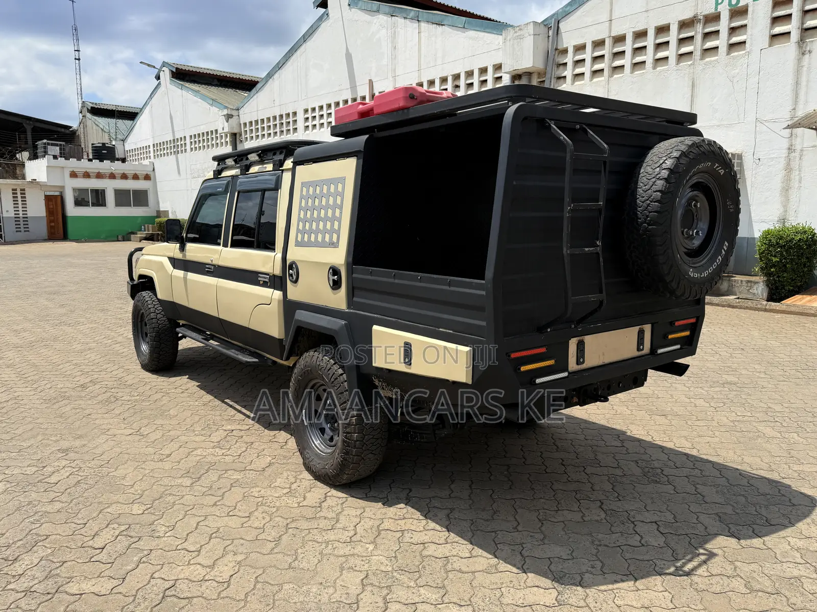 Toyota Land Cruiser 2013 Beige