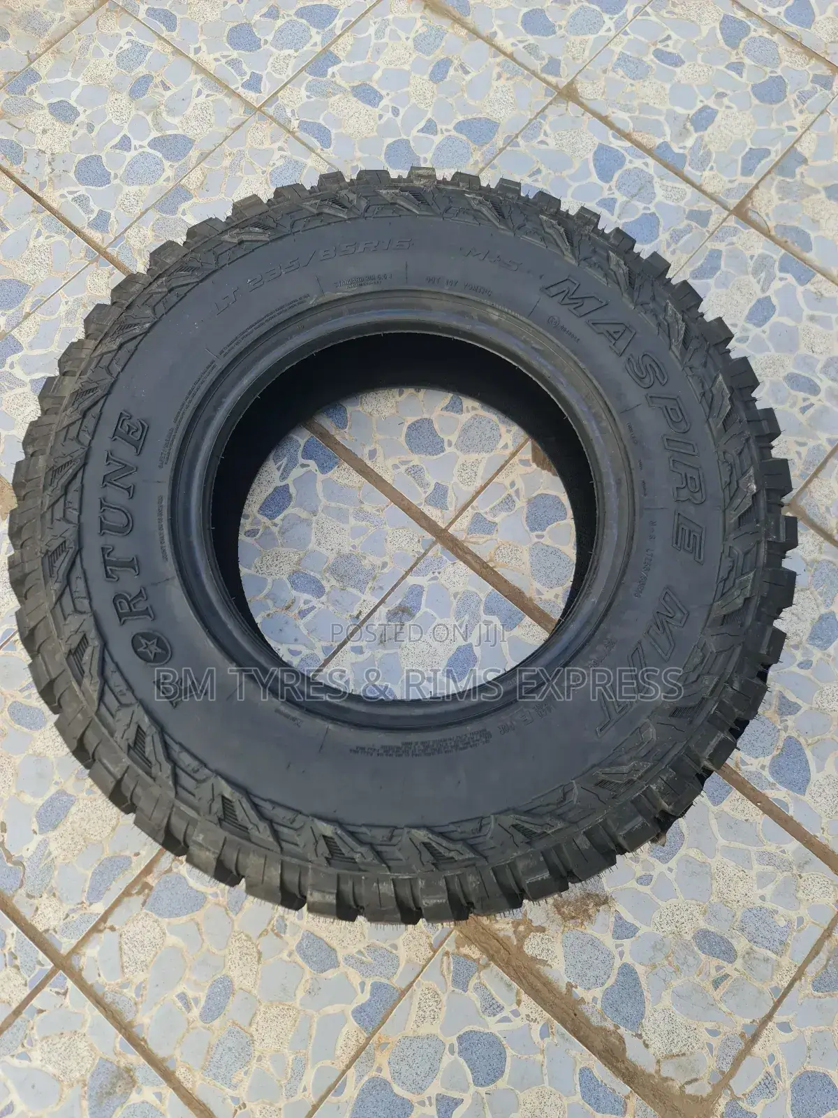 Lt235 /85 R16 Fortune Tyres(Mud Terrrain)