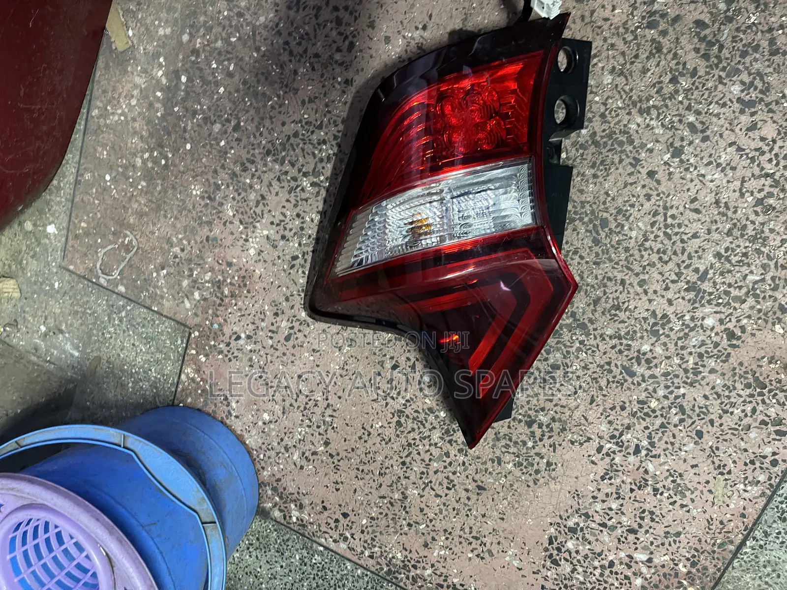 Ex-Japan Nissan Note Taillight