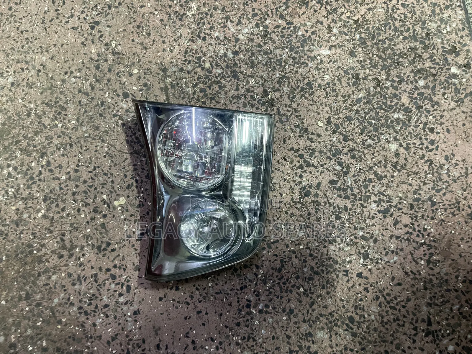 Toyota Harrier 240 Boot Lights
