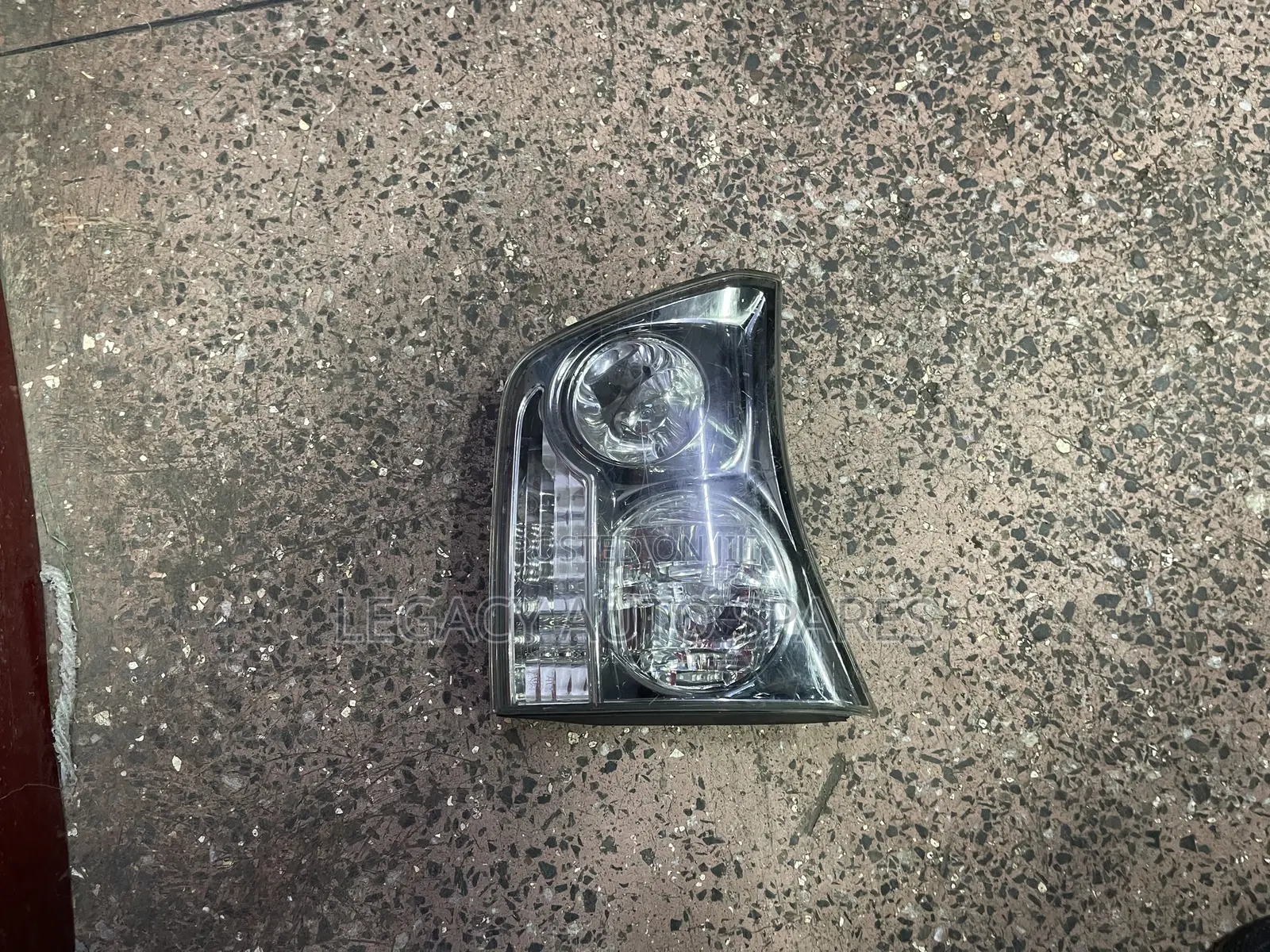 Toyota Harrier 240 Boot Lights