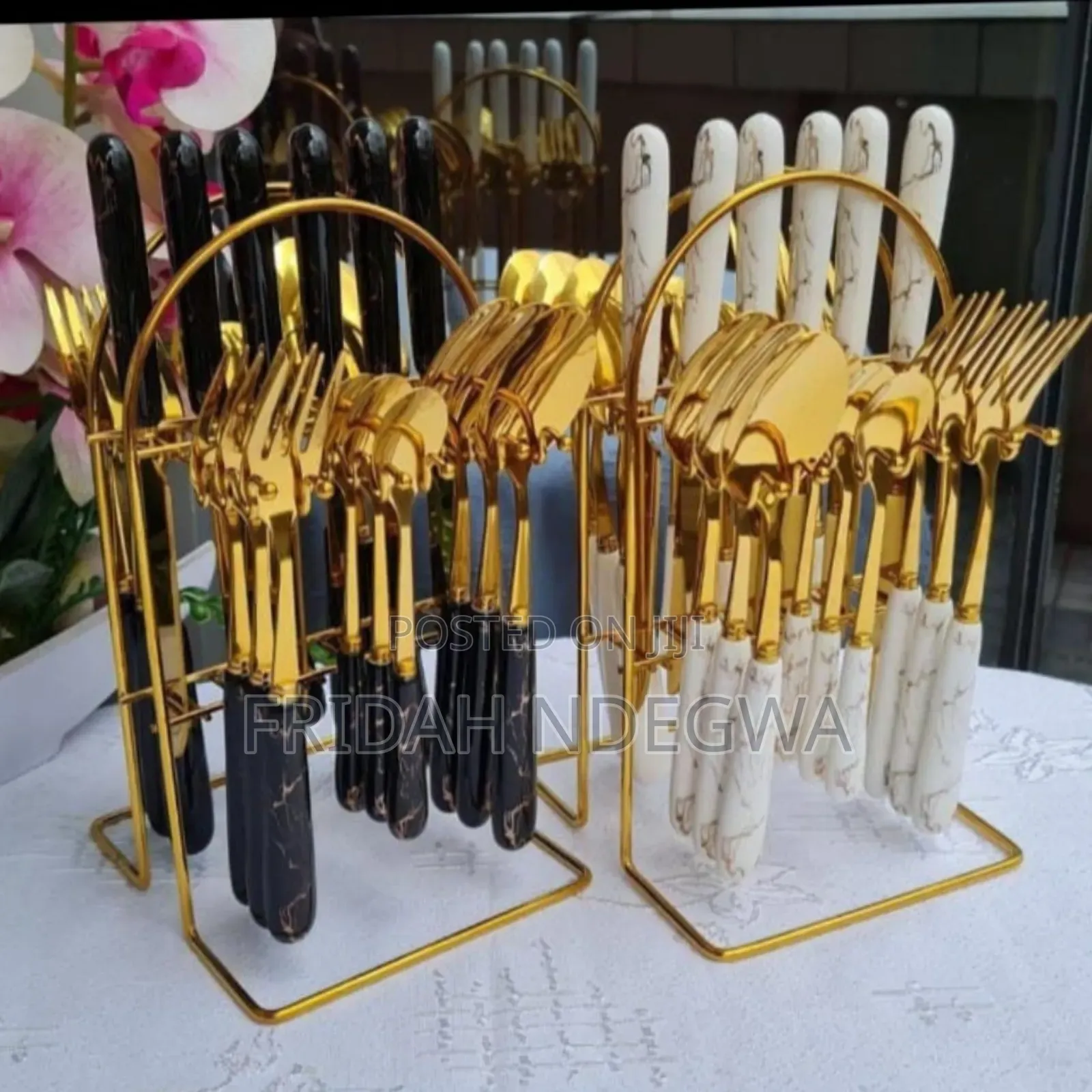 Heavy Marble Gold Cutlery Sets 

24 Pcs