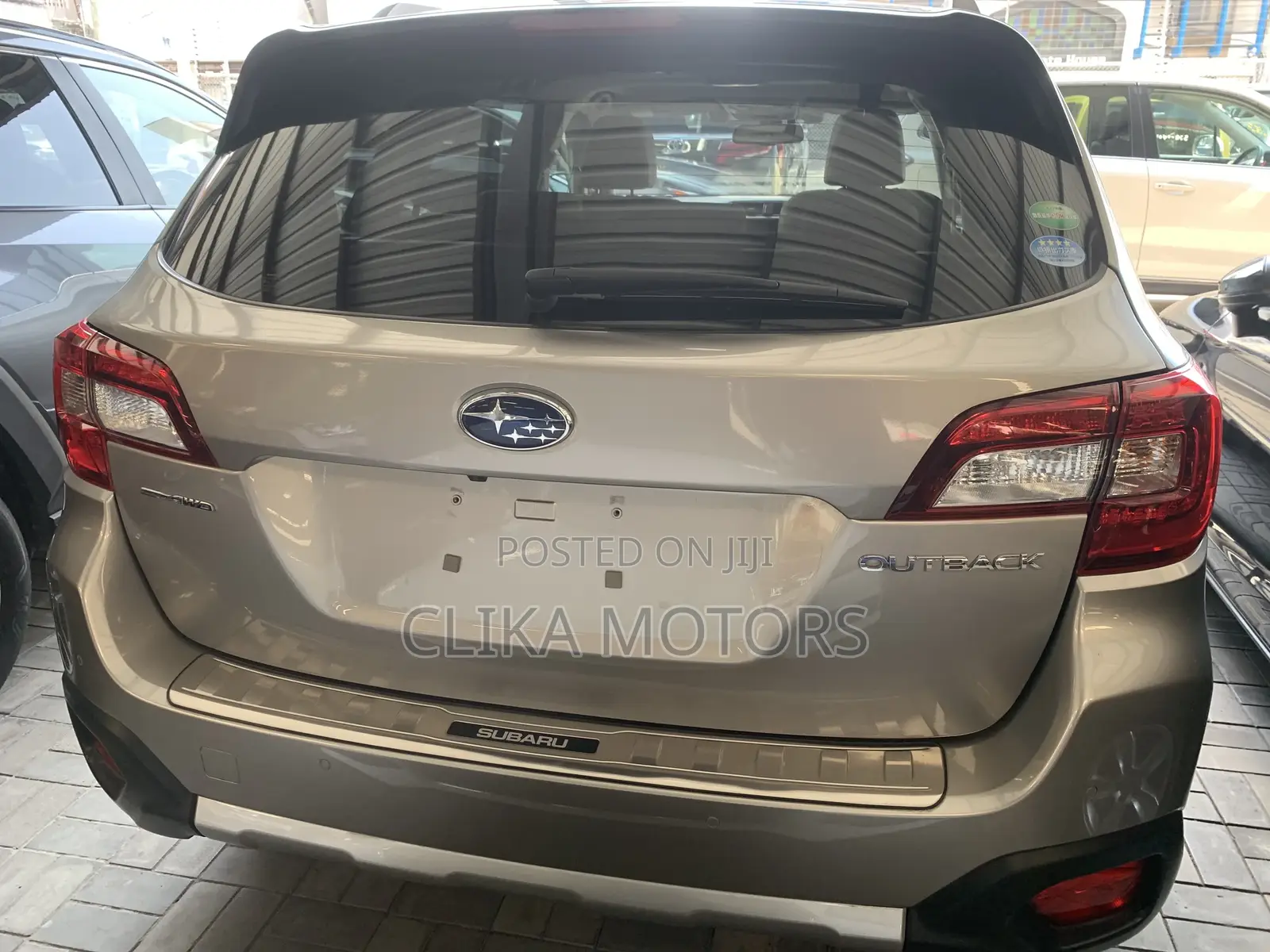 Subaru Outback 2.5i Premium AWD 2018 Ivory
