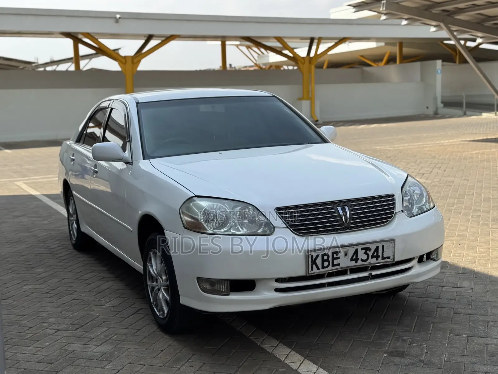Toyota Mark II 2.0 RWD 2001 White
