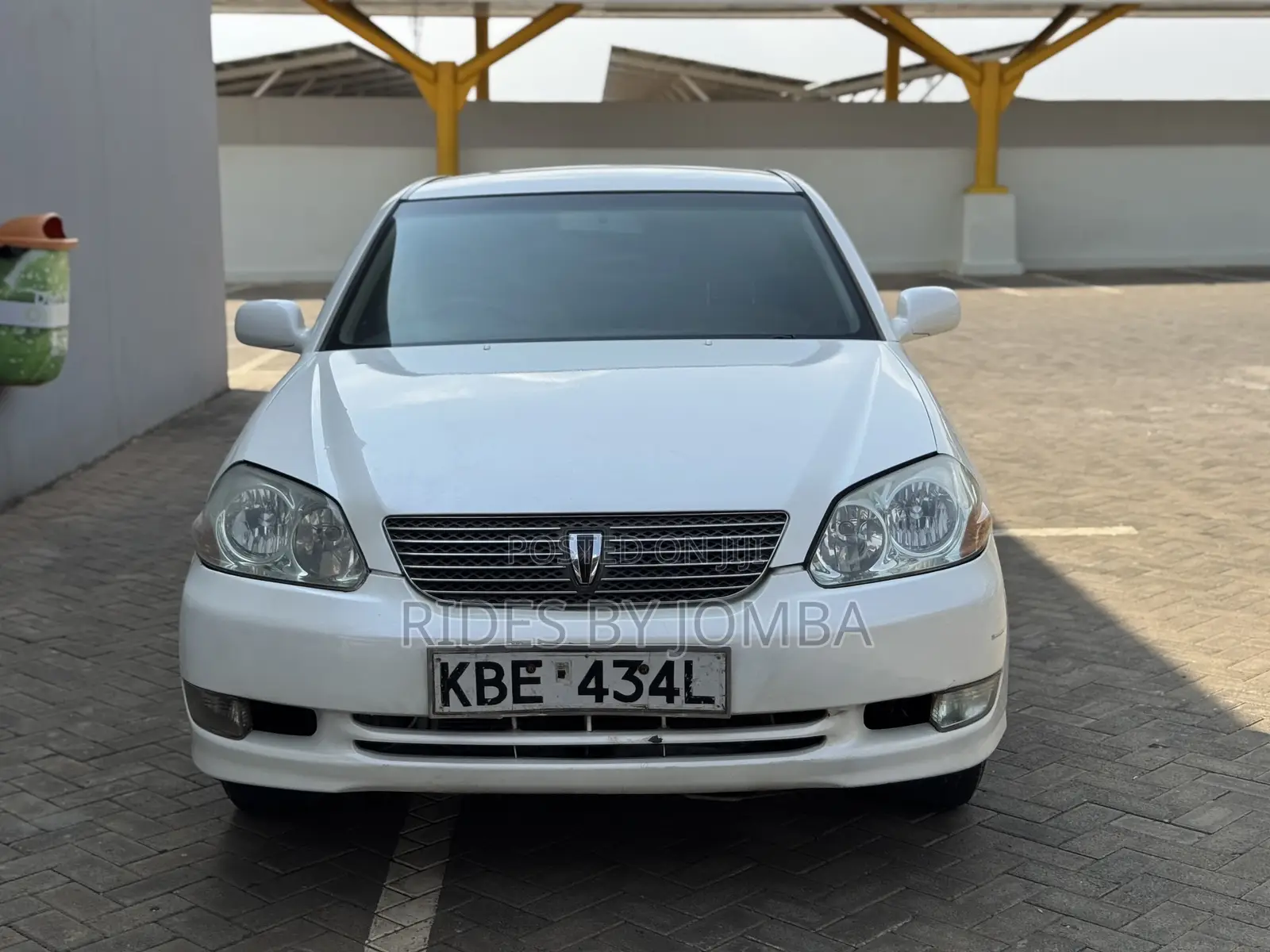 Toyota Mark II 2.0 RWD 2001 White