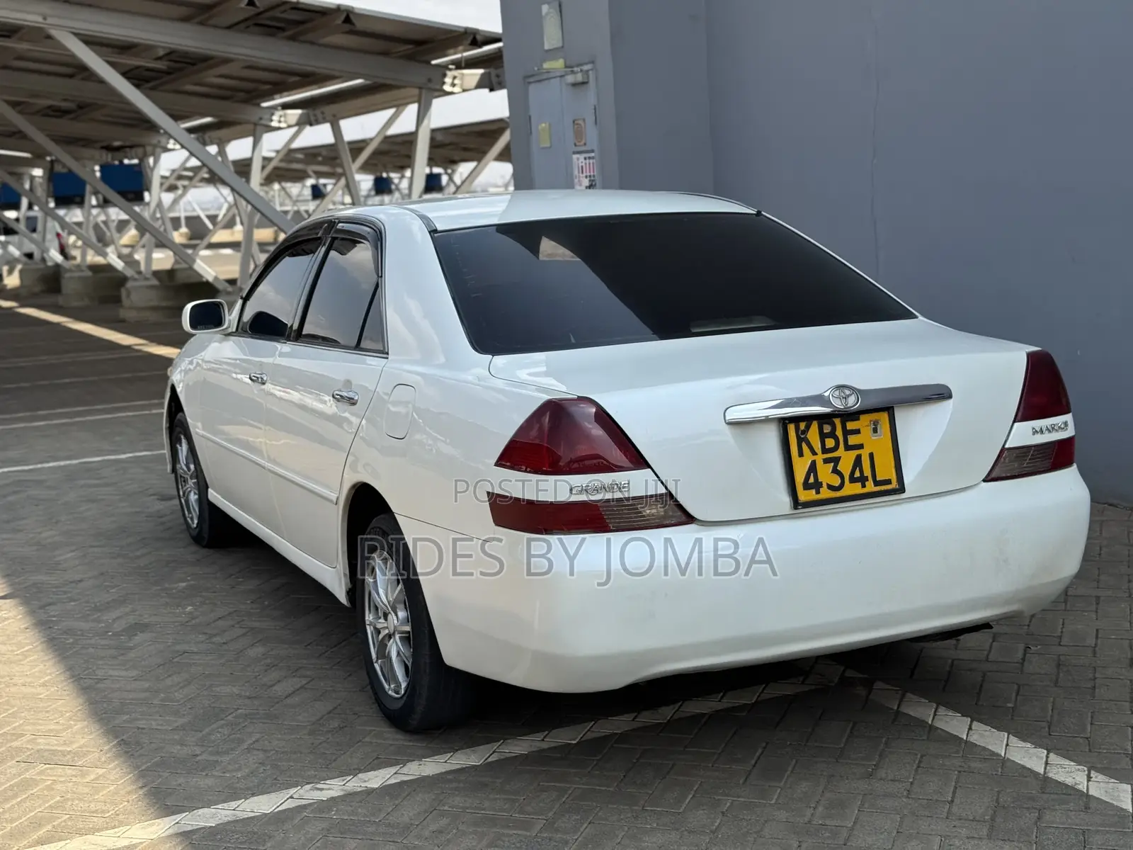 Toyota Mark II 2.0 RWD 2001 White