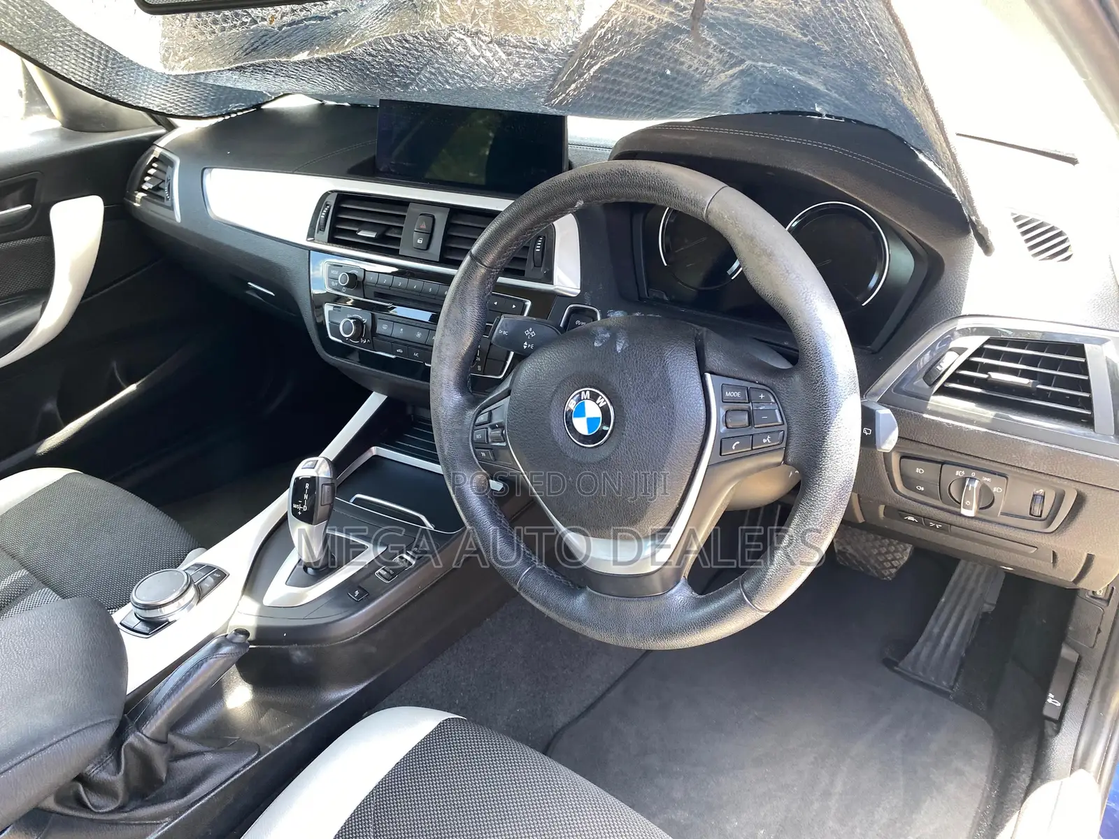 BMW 118i 2018 Blue