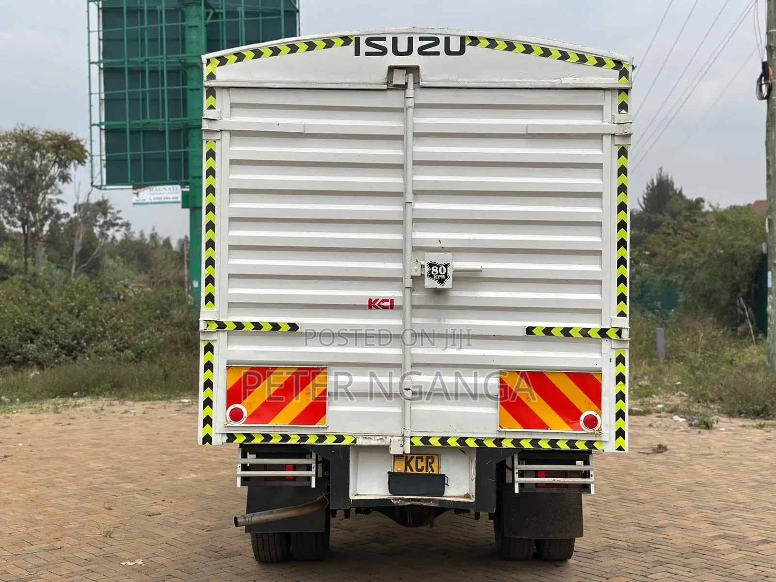 Isuzu NPR 2018 Model