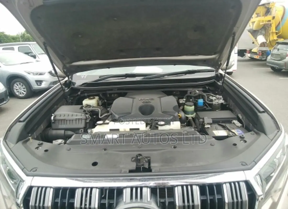Toyota Land Cruiser Prado 2.8 2019 Brown