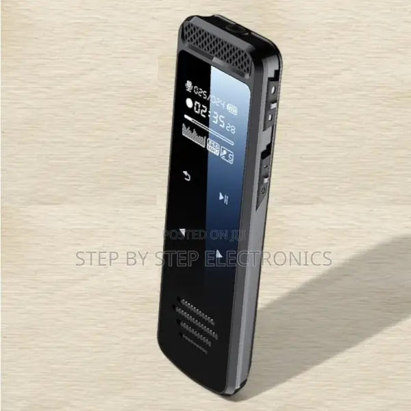 Students and Journalists Touch Screen Digital Voice Recorder Device