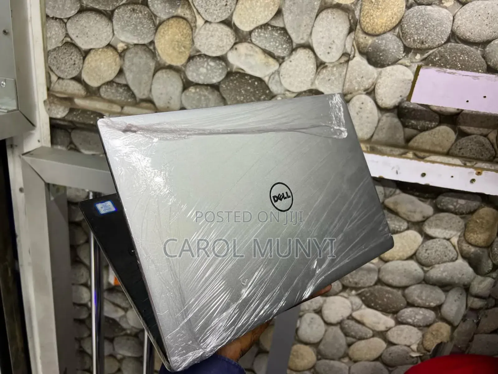 New Laptop Dell XPS 13 9360 8GB Intel Core I7 SSD 256GB