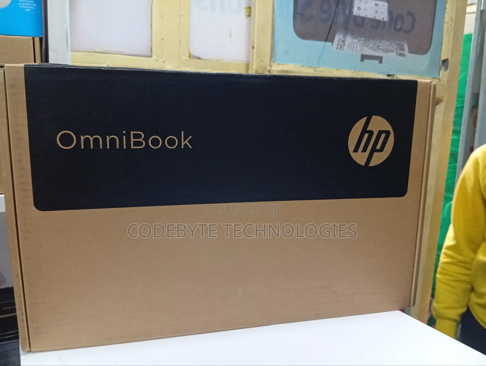 New Laptop HP OmniBook 5 14" 16GB Intel Core i7 SSD 512GB