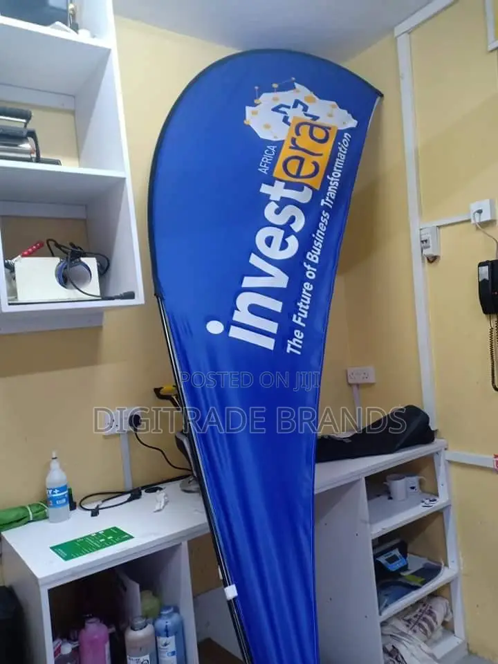 Tear Drop Banner