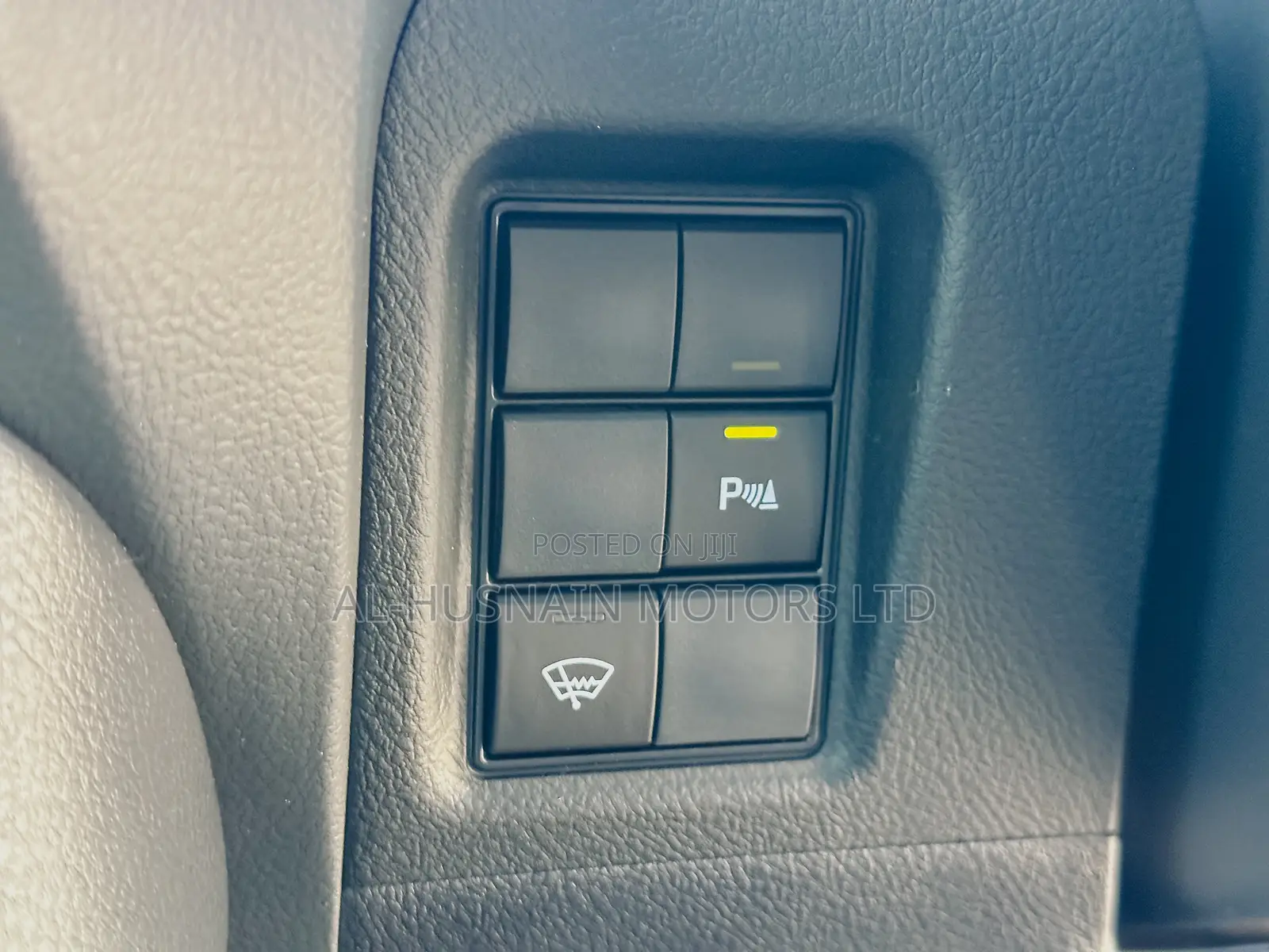 Toyota Land Cruiser Prado 2.7 2018 Pearl