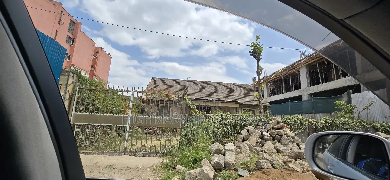 4bdrm House in South C for sale