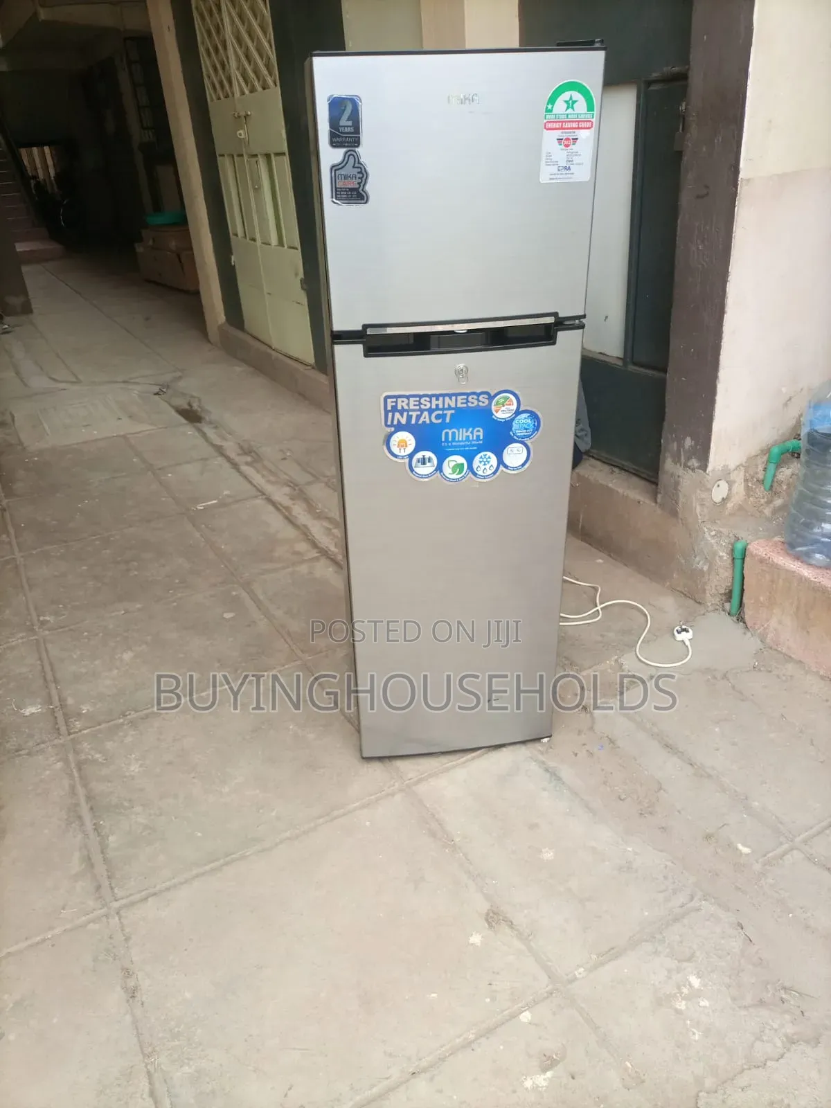 Mika 168l Fridge