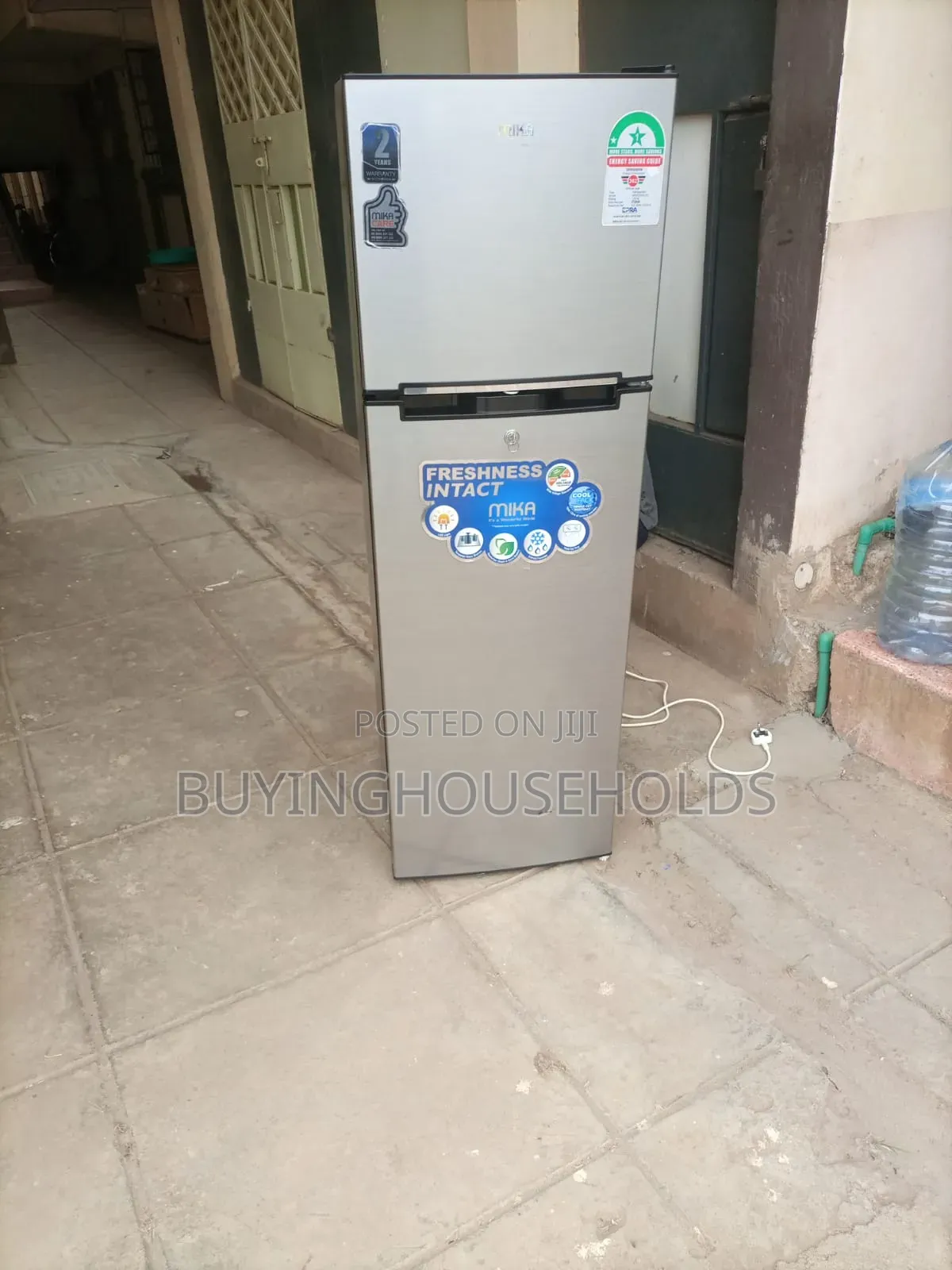Mika 168l Fridge