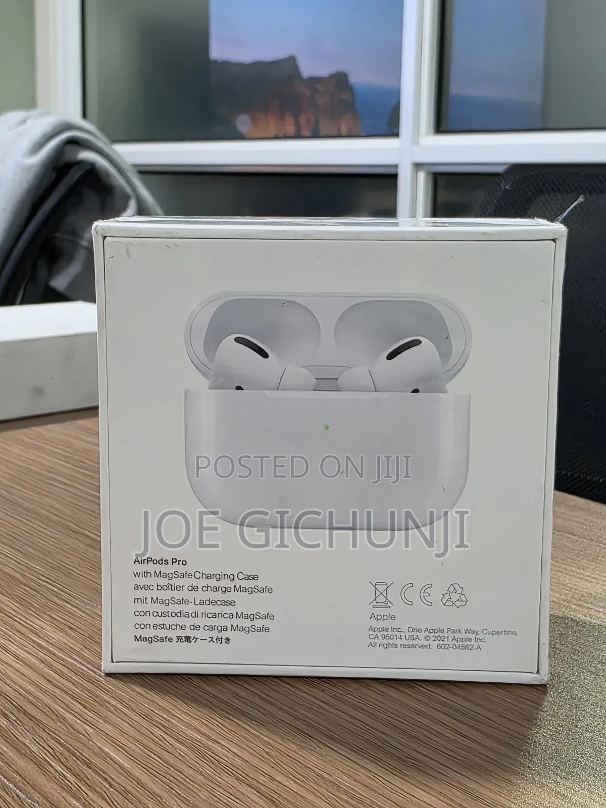 Apple Airpods Pro (1st Generation) With Magsafe Charging Case