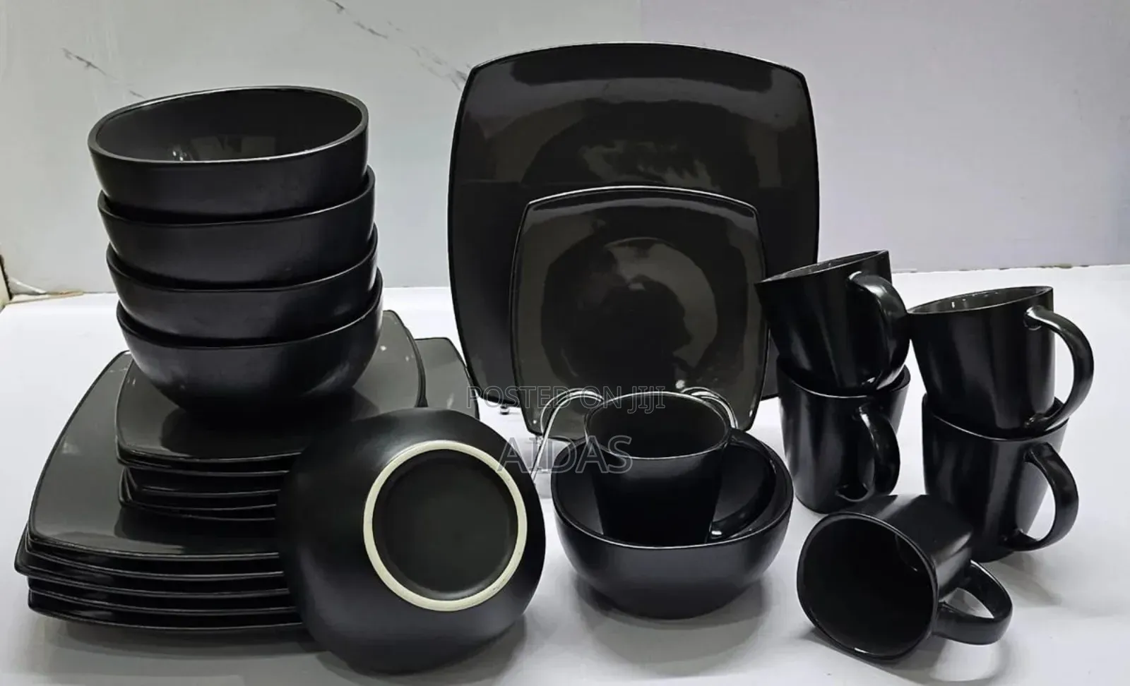 24pcs Black Square Dinnerset Available