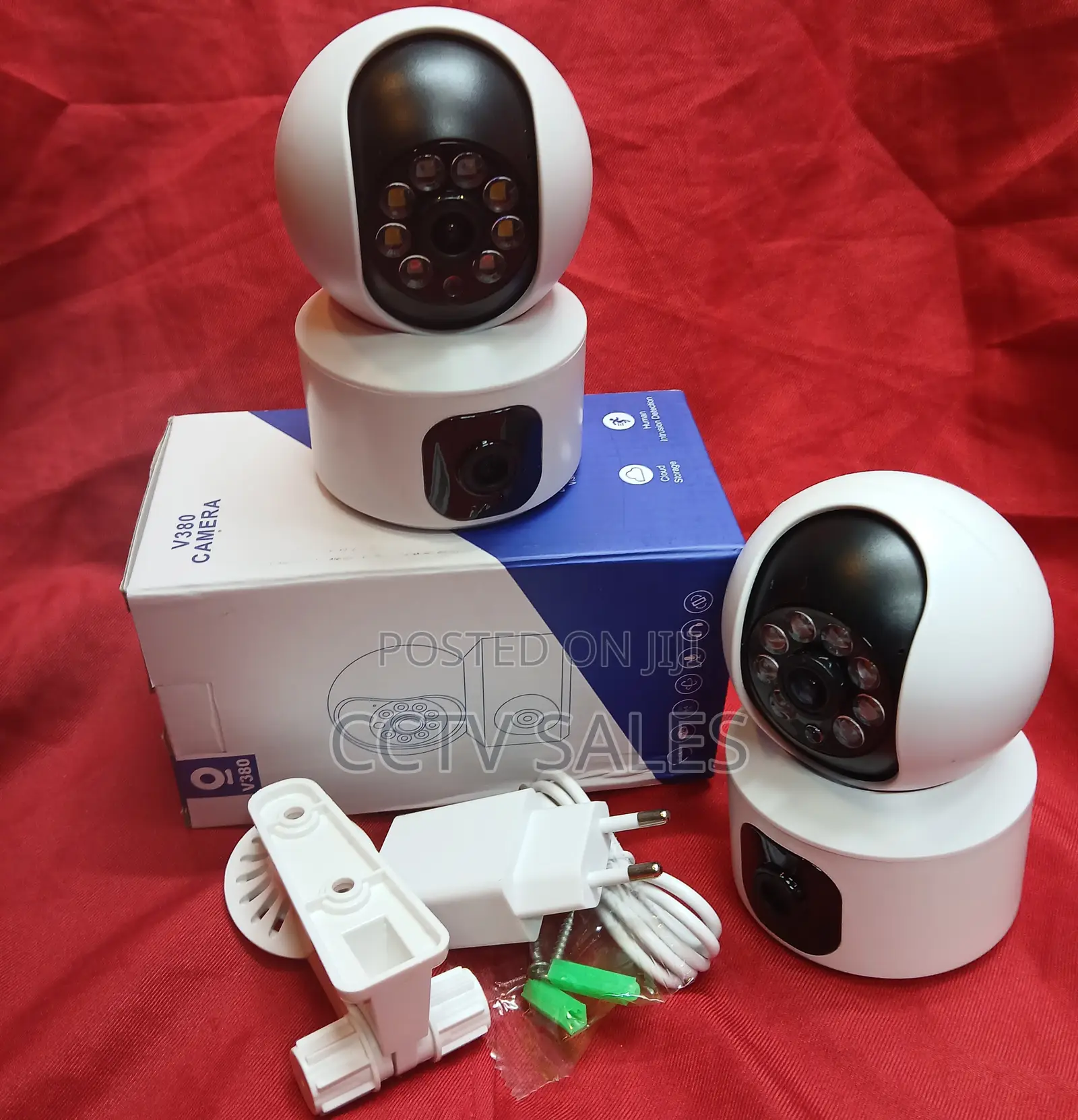 Indoor Dual Lens Wireless Wifi Light Bulb Camera V380pro