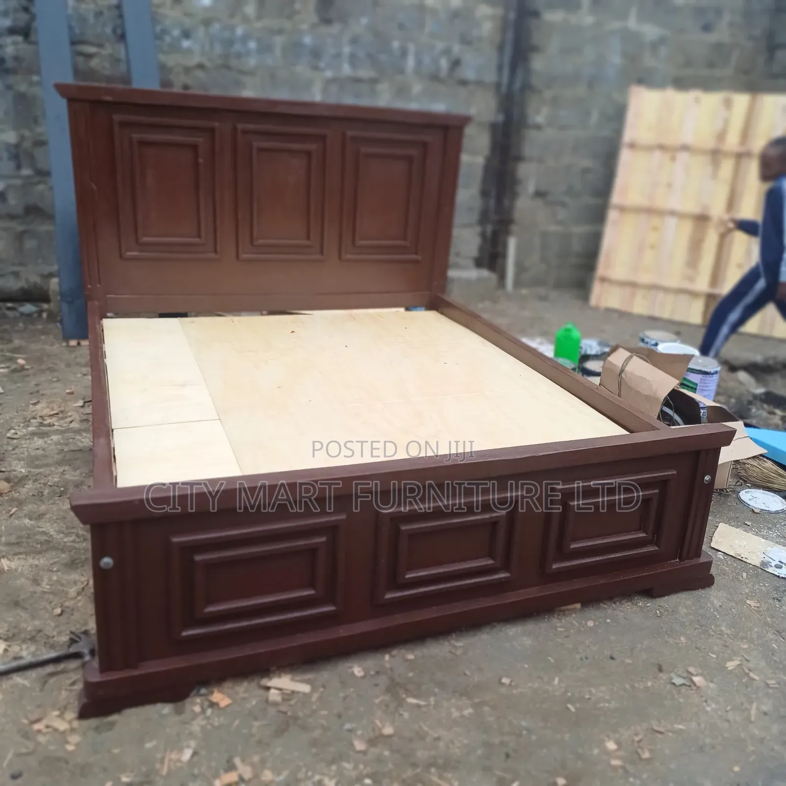 Transcendent Modern Strong Stylish Beds