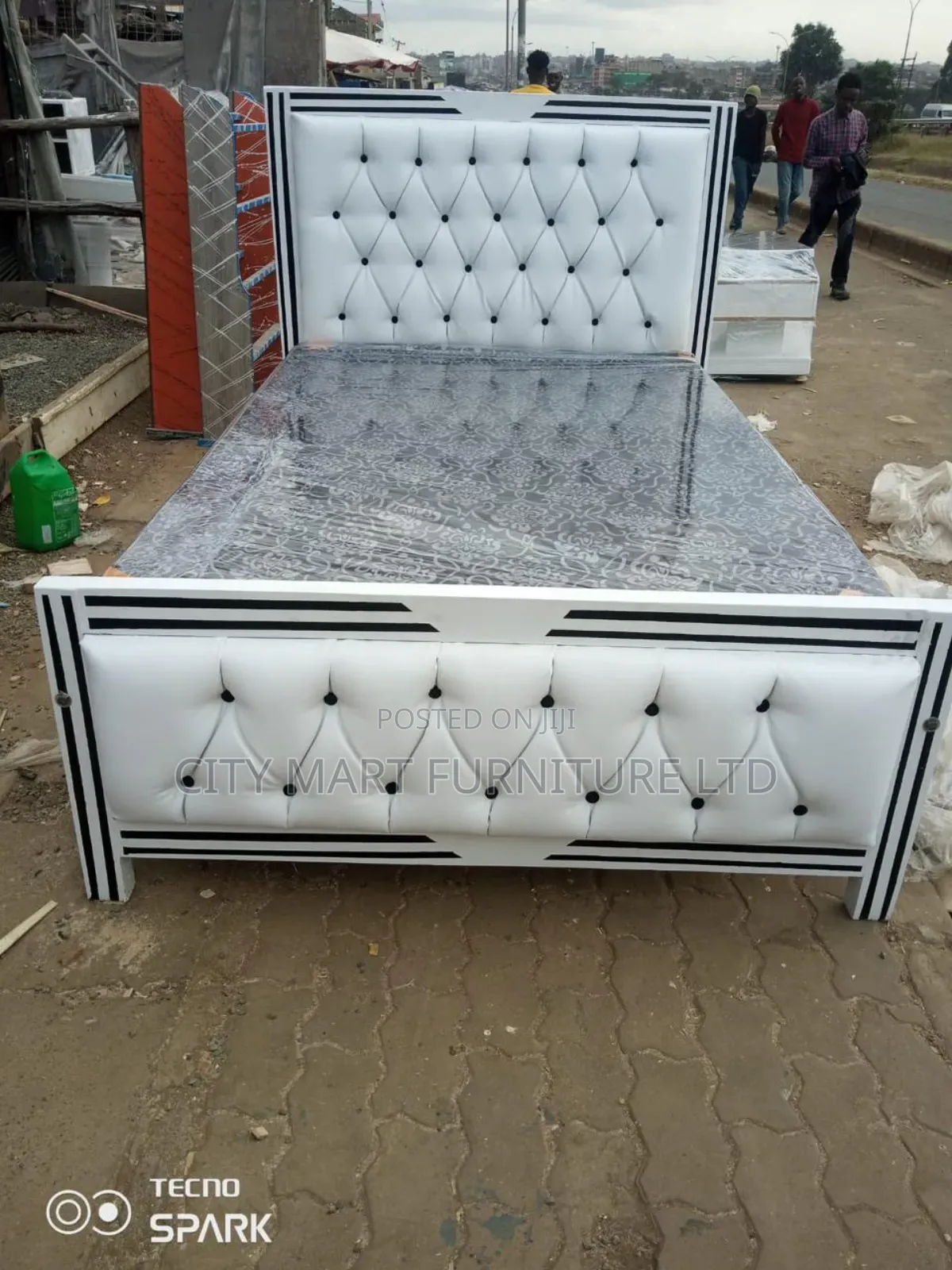 Unique Mocket Beds