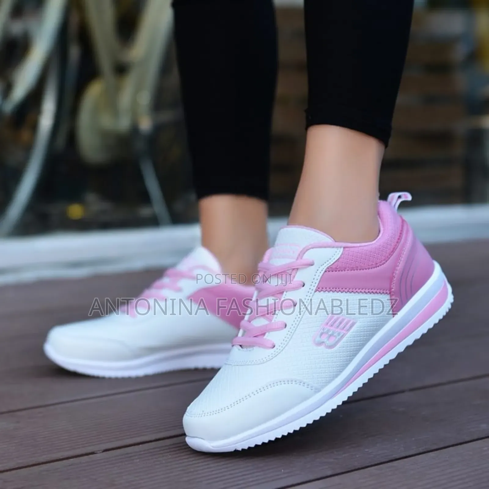 Ladies Cute Sneakers