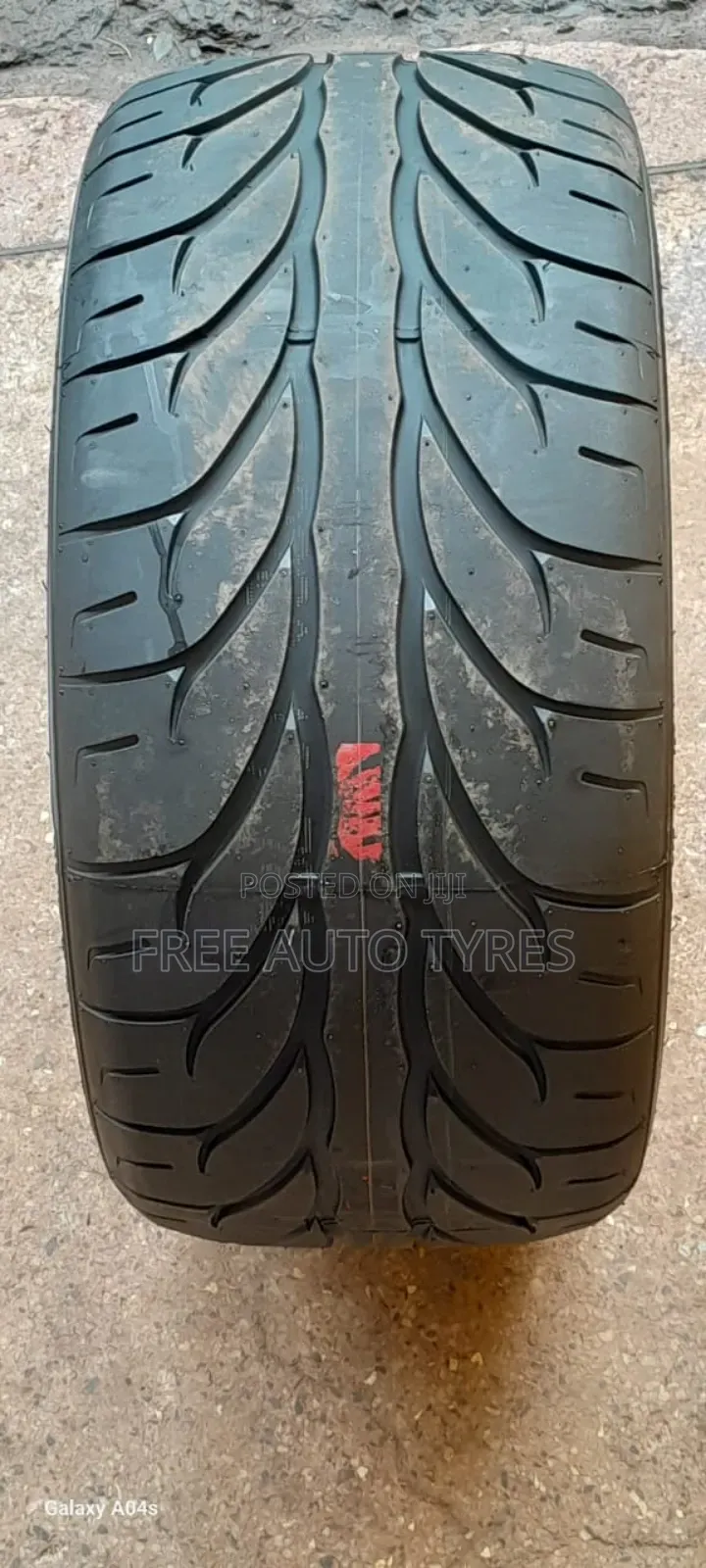 275/40r18 Kenda