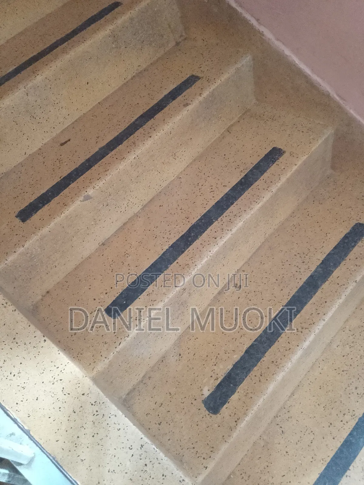 Apartment on Sale 5 Floors Monthly Income