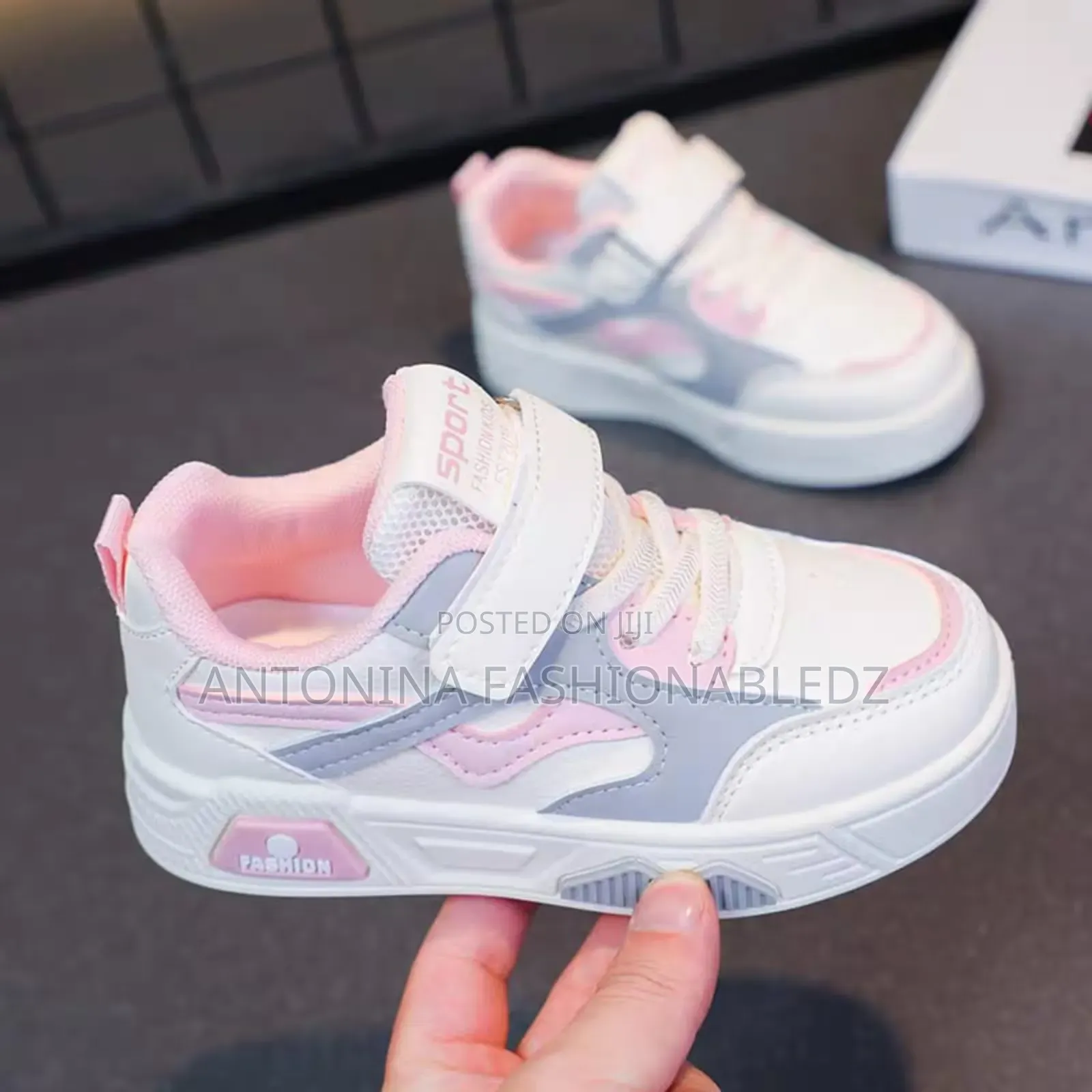 Nice Cute Sneakers 26-37